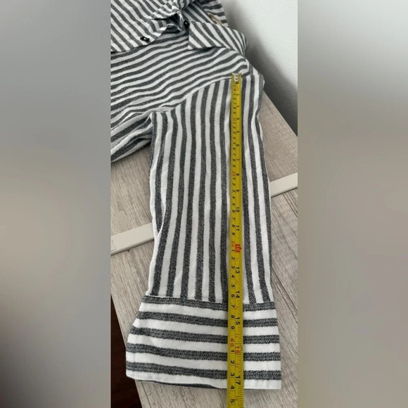 Soft Surroundings Standout Shirt Striped Asymmetrical Hem Button Front Tunic PXS - Picture 5 of 8